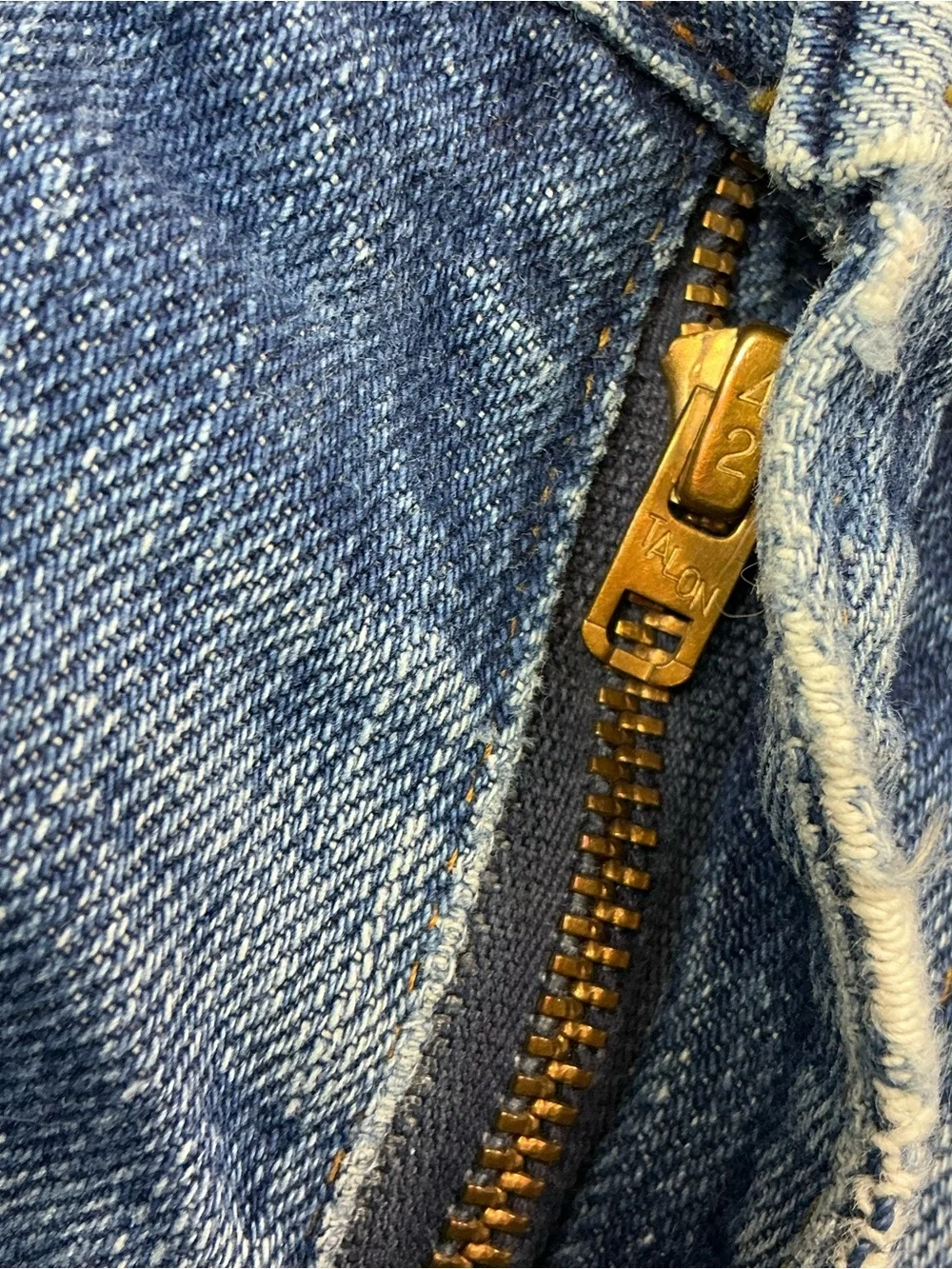 Vintage Levi’s 515-0217 70s boot cut medium wash jeans 32 x 31 USA made